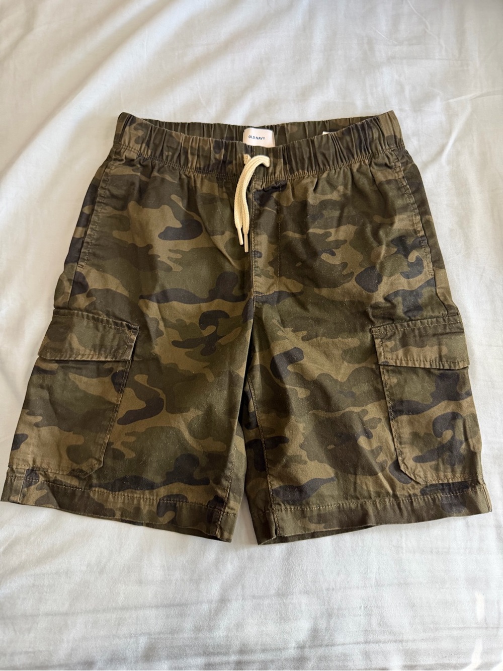Old Navy Kids Camo Cargo Shorts in Olive Green